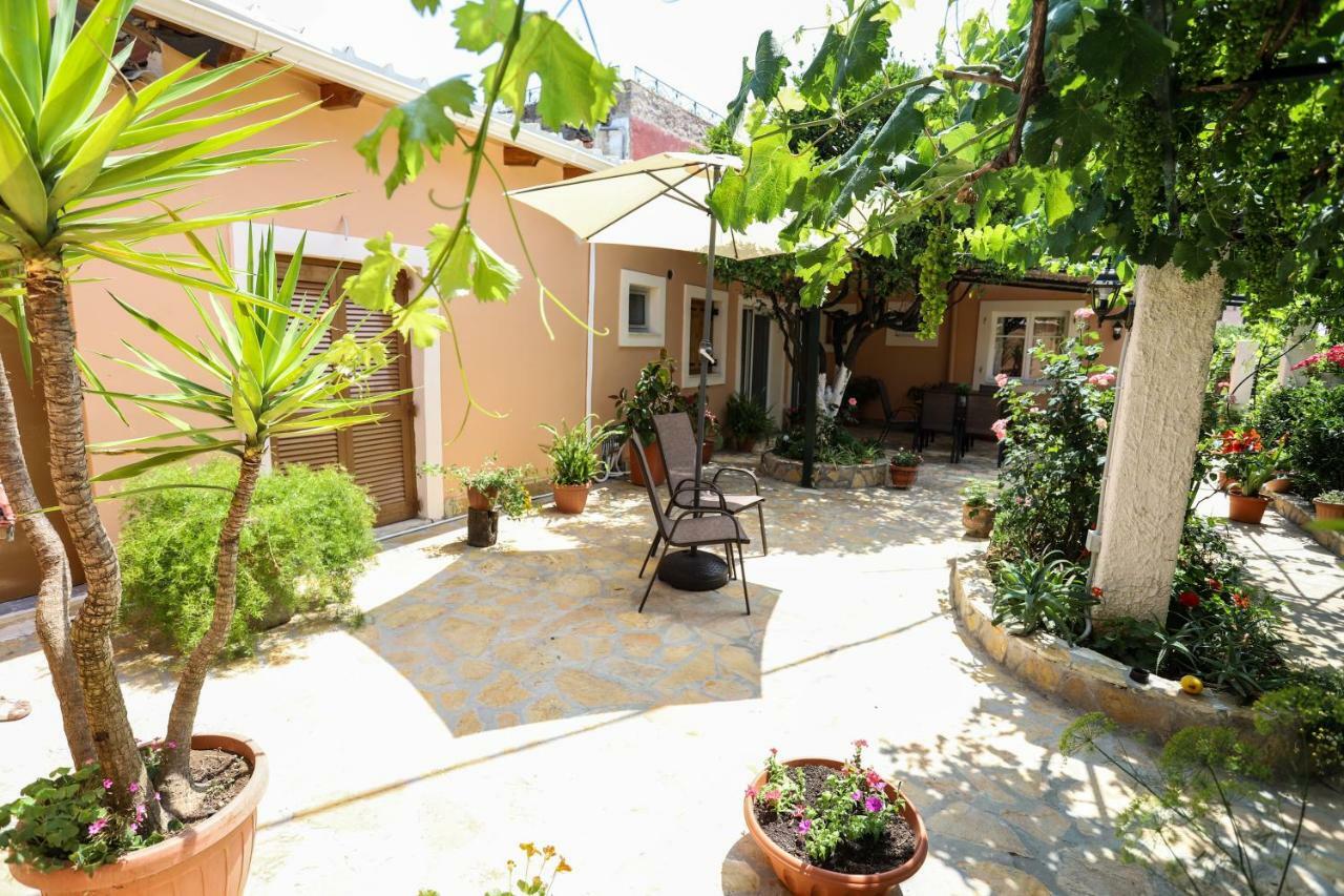 Гостьовий будинок Garden House Kastellani Kastellanoi  Екстер'єр фото